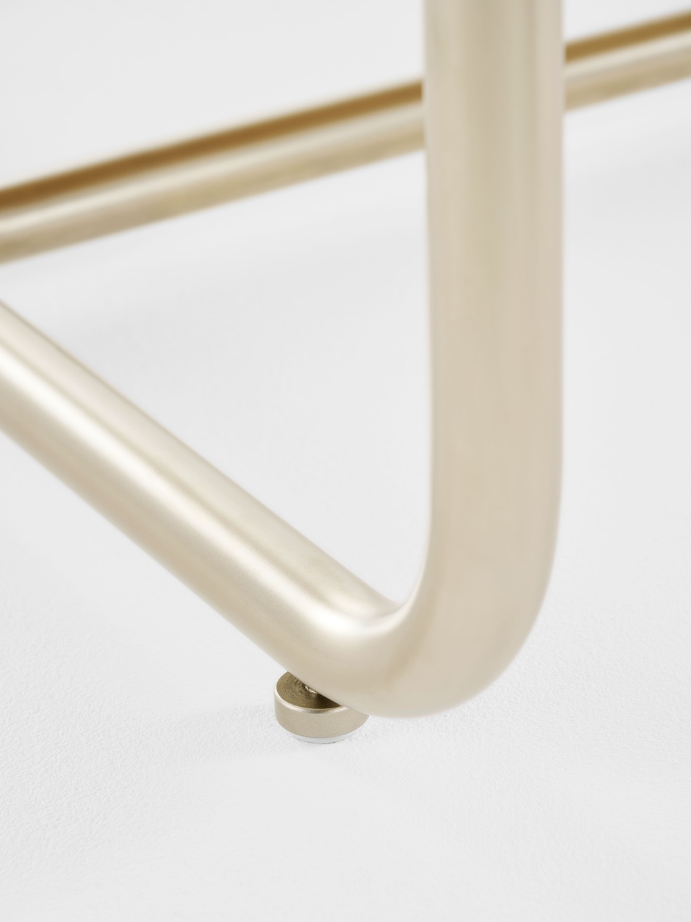 JS. Thonet by Jil Sander S 1070 / S1070 Konferenztisch Thonet