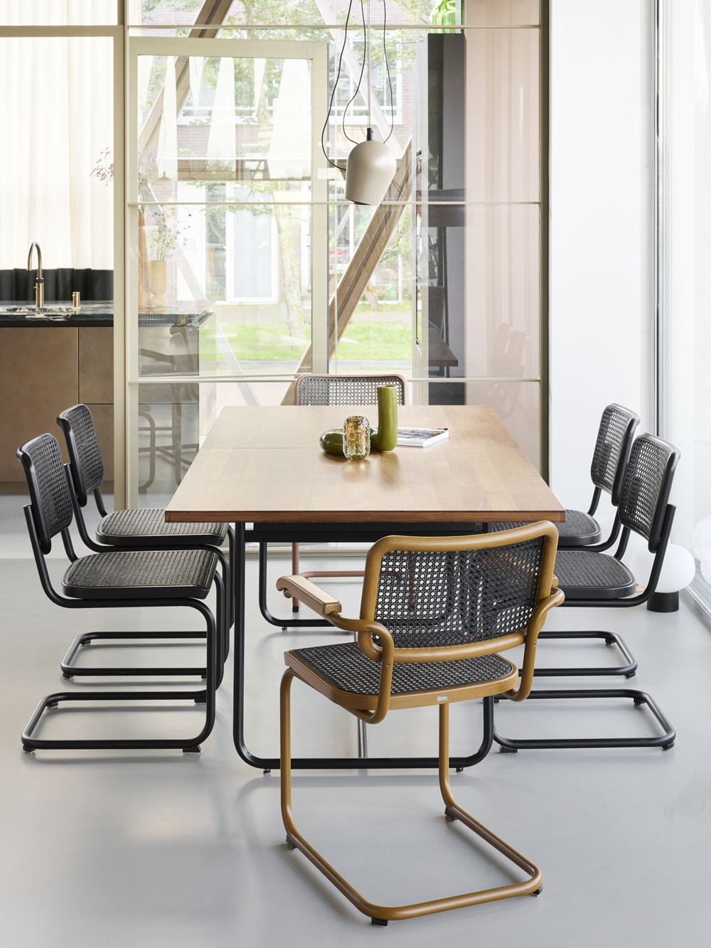 S 64 V Stahlrohr Klassiker Freischwinger CHROM/SCHWARZ Thonet VORZUGSKOMBINATION