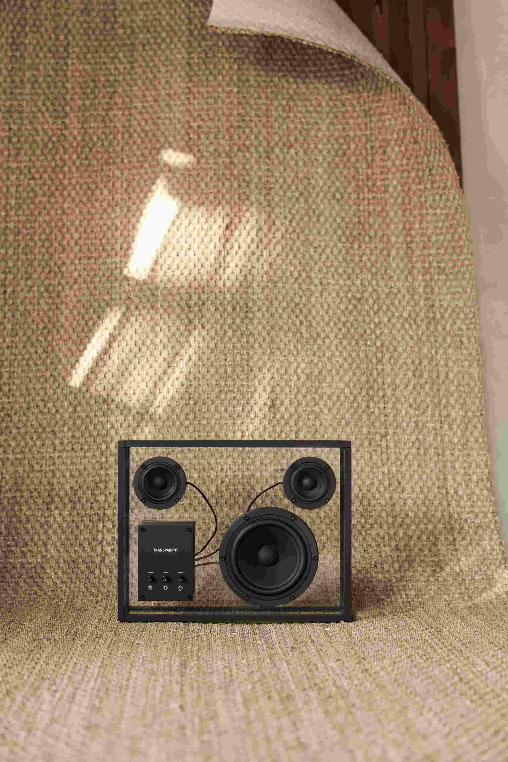 Transparenter Lautsprecher Transparent