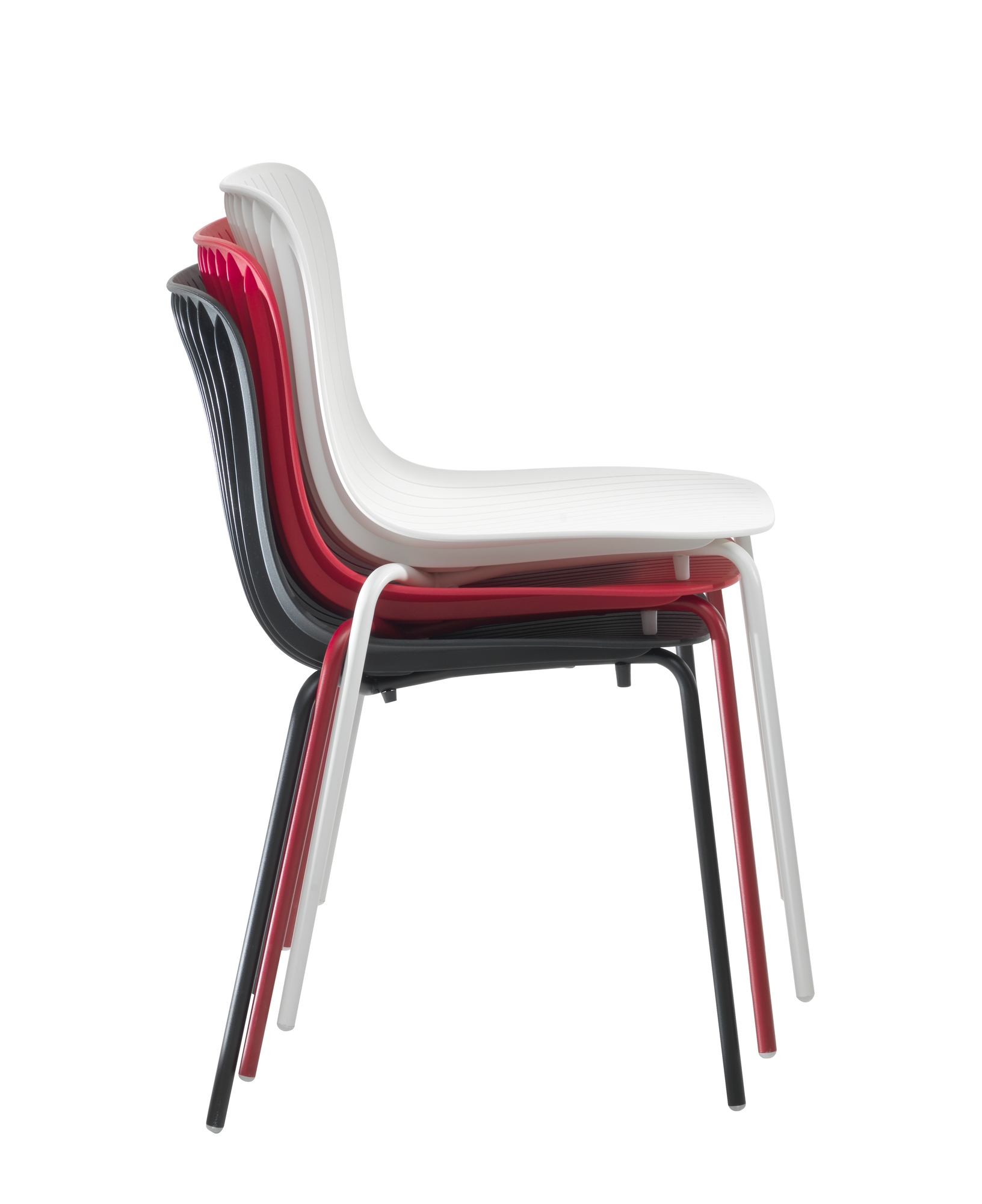 Stapelbare Dragonfly Stühle von Segis in Weiß, Rot und Schwarz, Ansicht von der Seite.