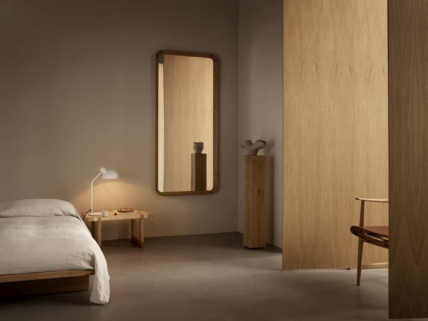 VLA62 Radio House Mirror Spiegel Carl Hansen & Søn