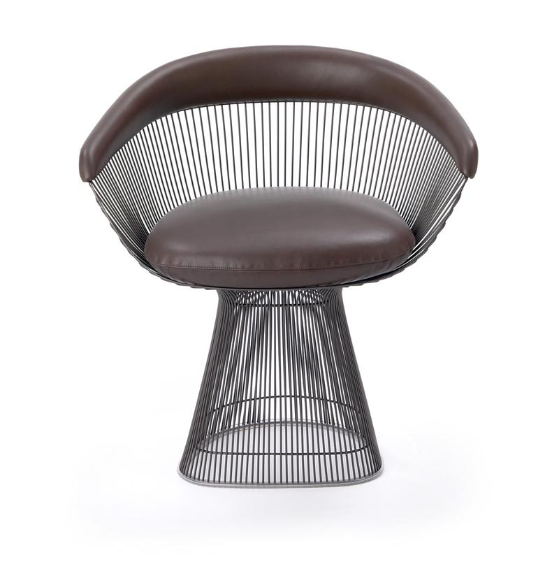 Platner Sessel von Knoll International, kleiner Sessel mit braunem Leder und Stahlgestell.