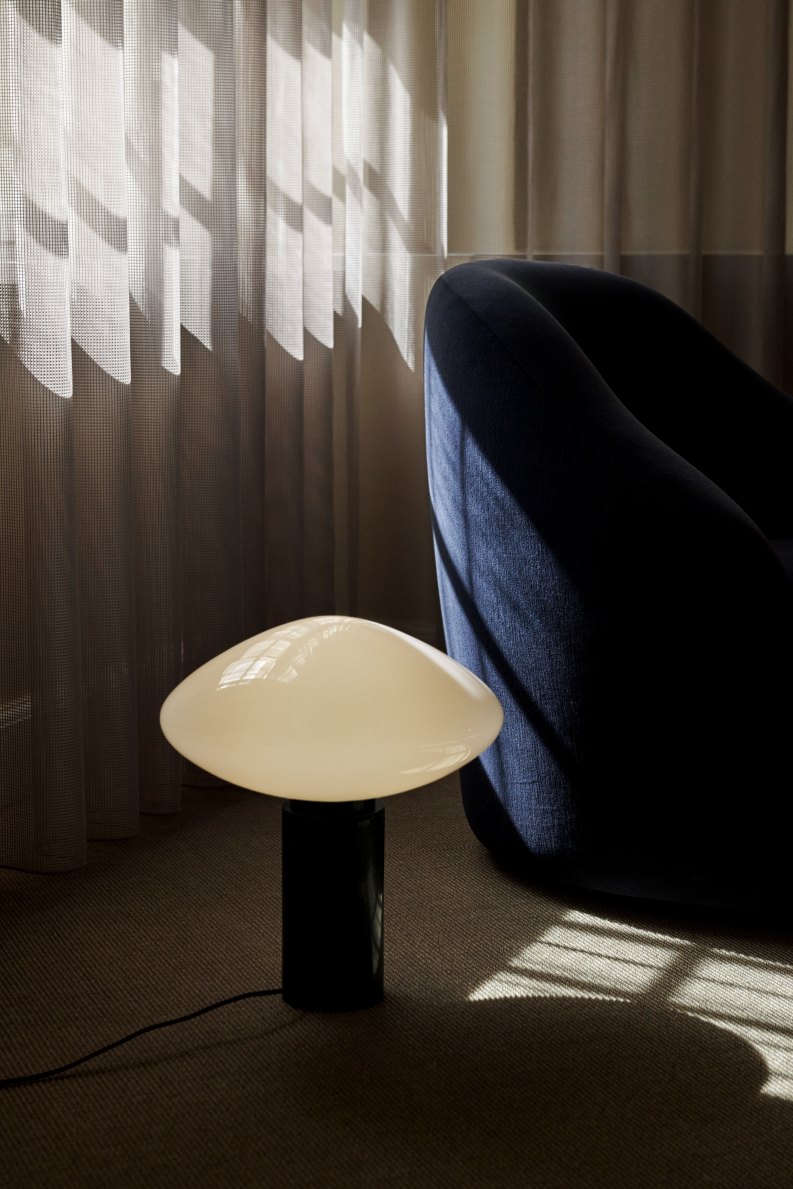 Mist AP17 Tischleuchte Guatemale Verde AndTradition