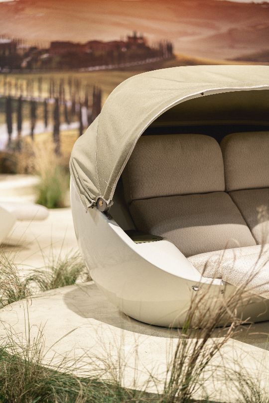 Cabrio Sofa Outdoor Extremis