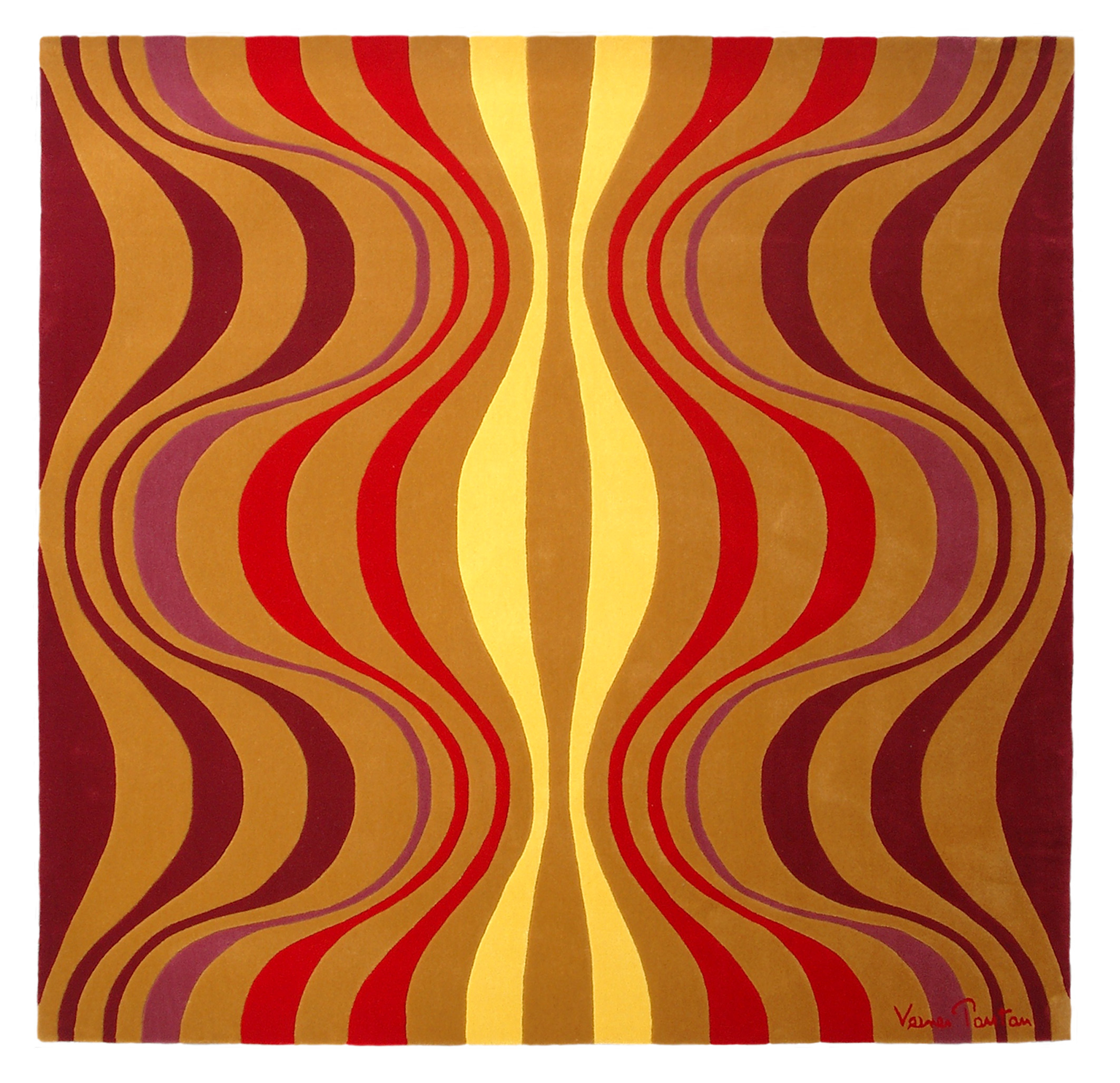 Quadratischer Panton Teppich Onion 3 mit wellenförmigen Streifen in Rot, Gelb, Braun und Lila.