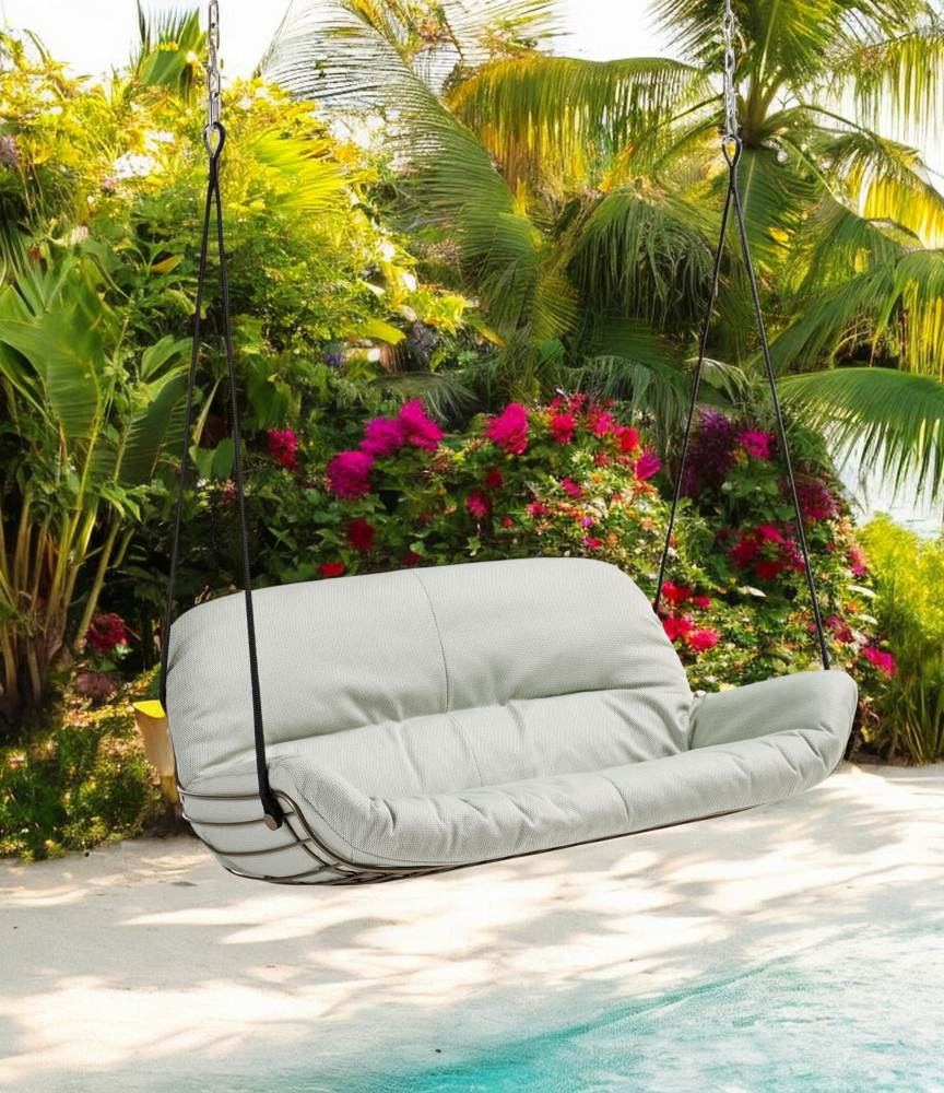 Leyasol Lounge Schaukelsofa von Freifrau Manufaktur für drinnen und draußen im Garten.