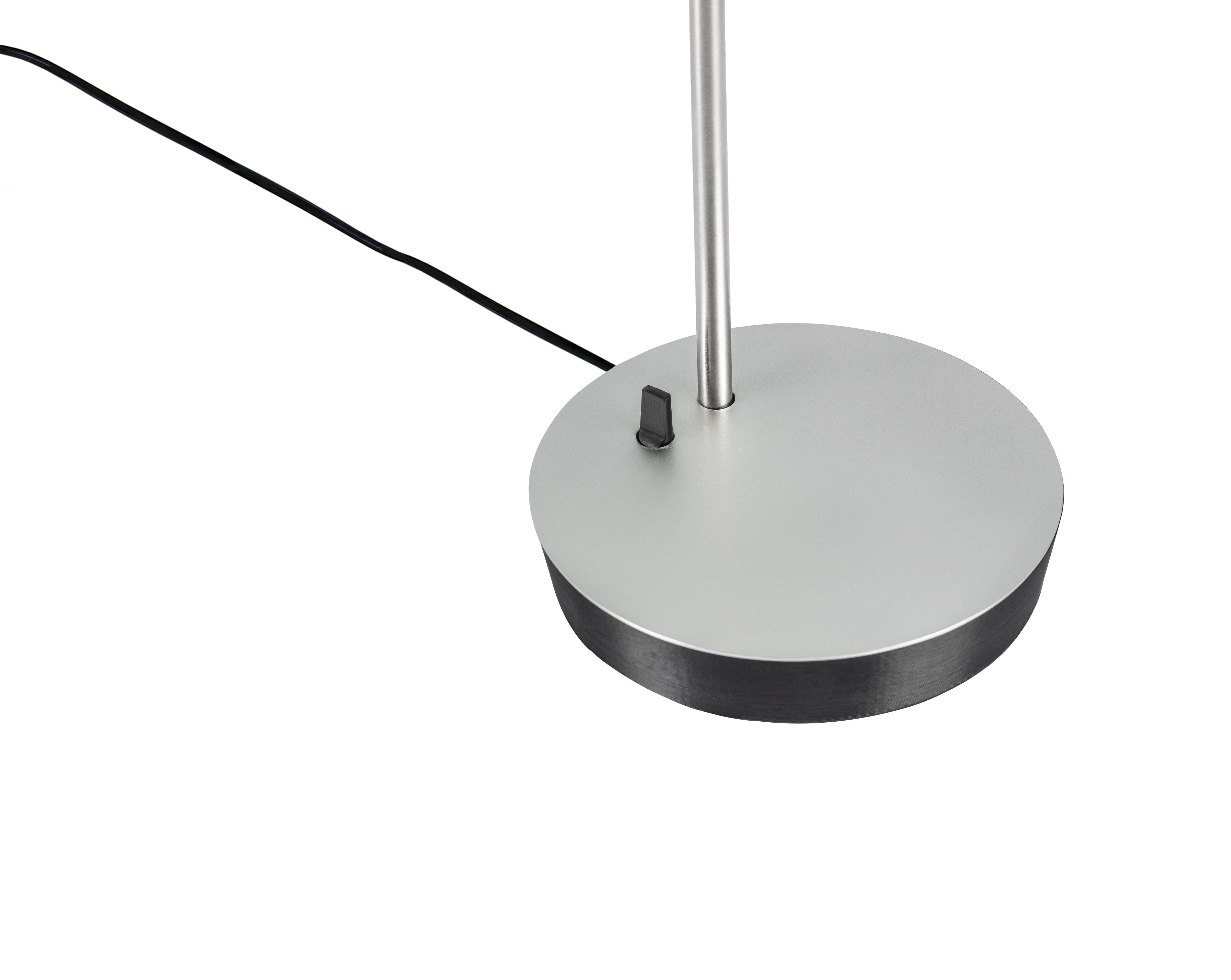 FEZ T Tischleuchte von Baltensweiler, Detailaufnahme des silbernen Lampenfußes mit Schalter und Kabel.