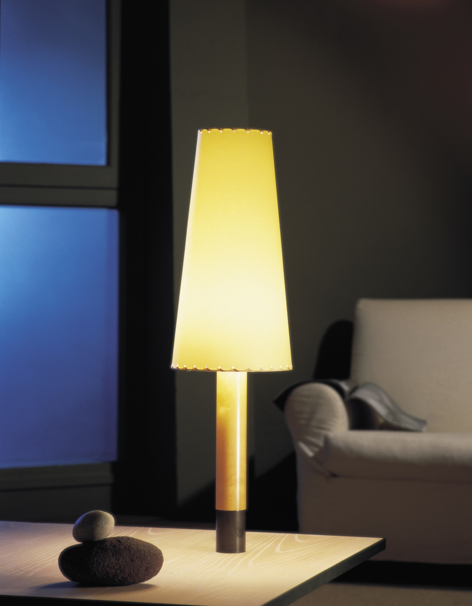 M2/  Karton beige genäht