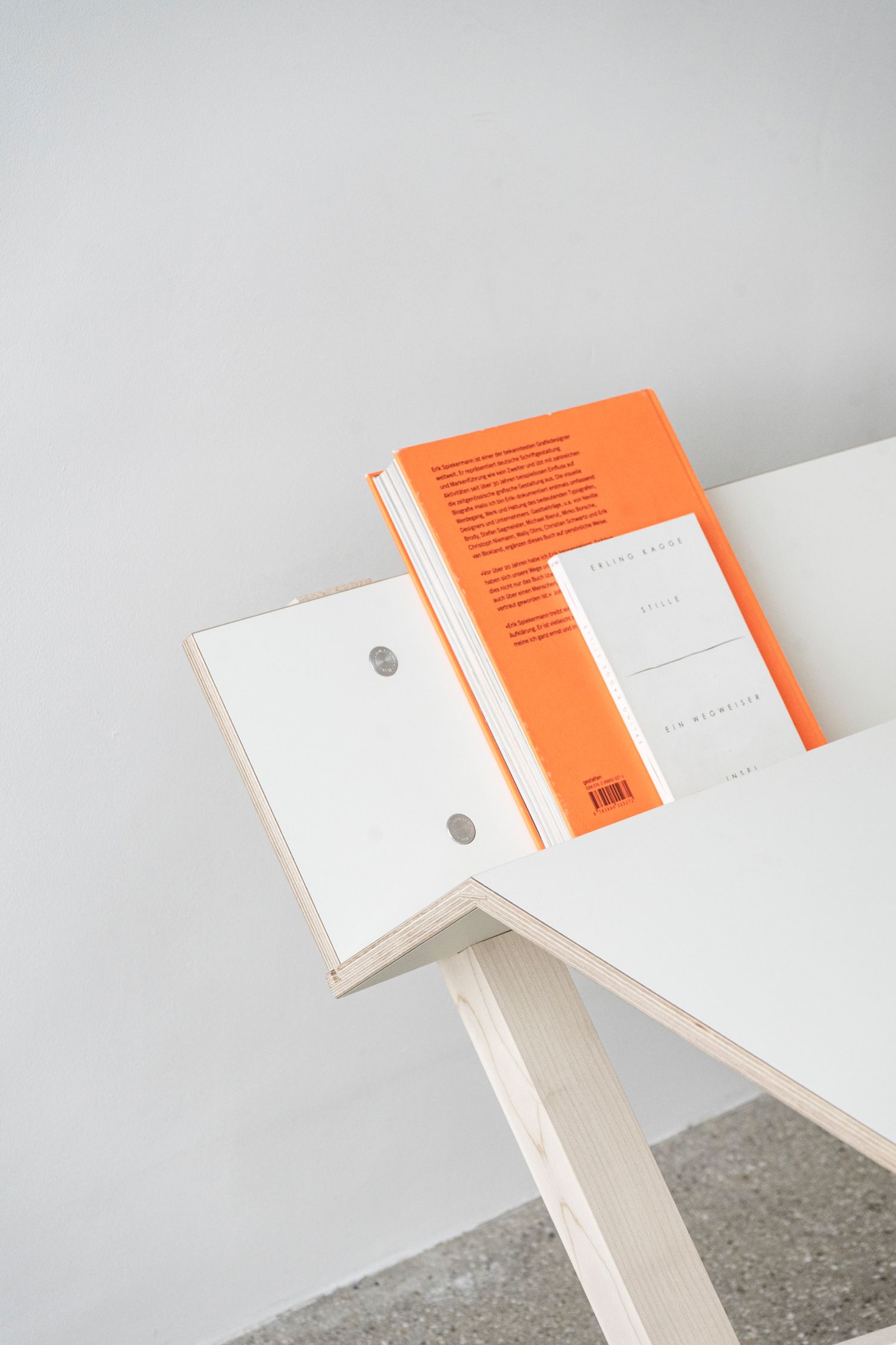 Kant Schreibtisch Nils Holger Moormann