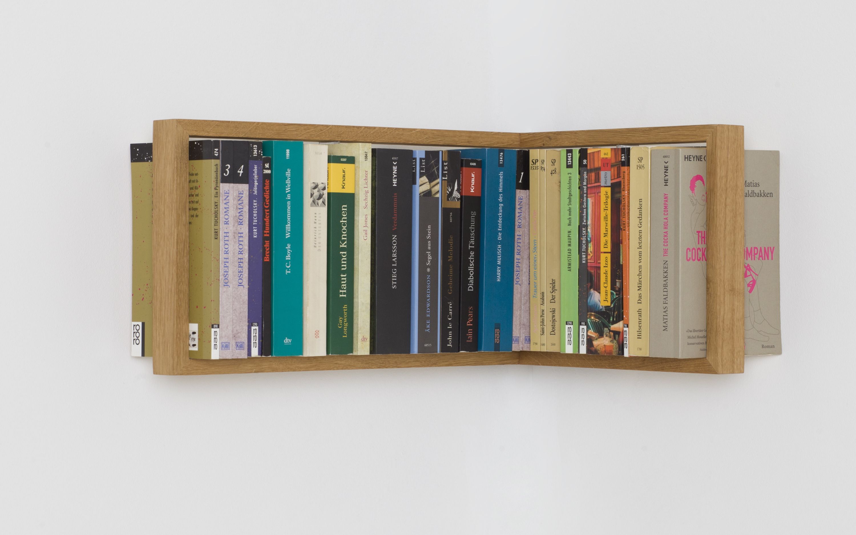 Eiche Regal "das kleine b" mit Büchern. Wandregal aus hellem Holz, Bücherregal, minimalistisch.