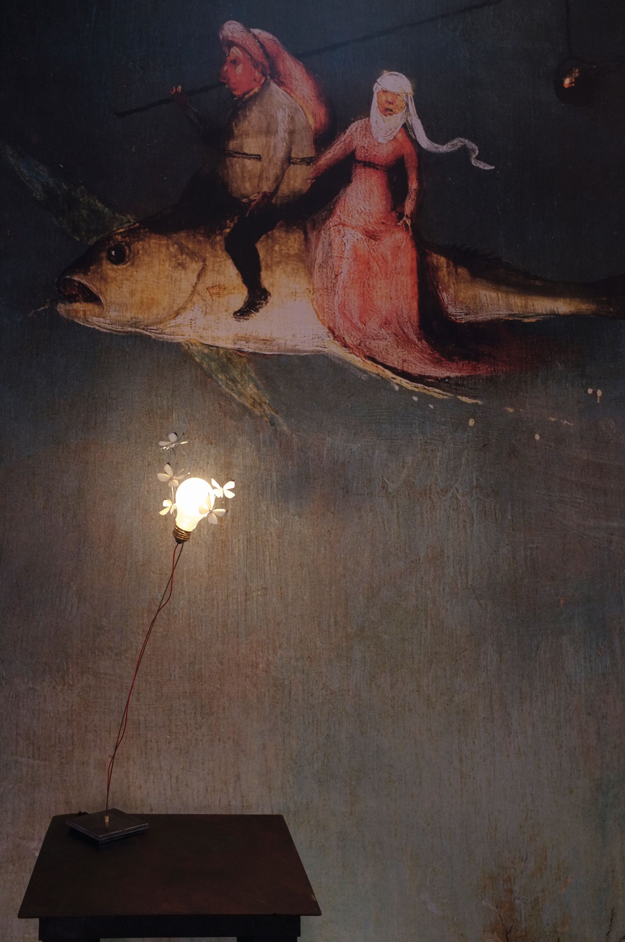 I Ricchi Poveri Stehleuchte mit fünf Schmetterlingen von Ingo Maurer, Detailaufnahme.