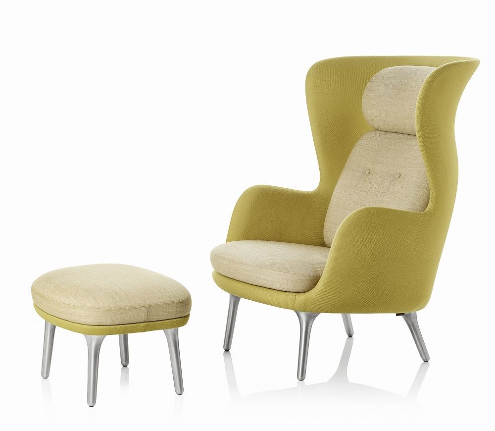 JH11 / JH12 Fußhocker für Ro Sessel von Fritz Hansen in Grün und Beige.