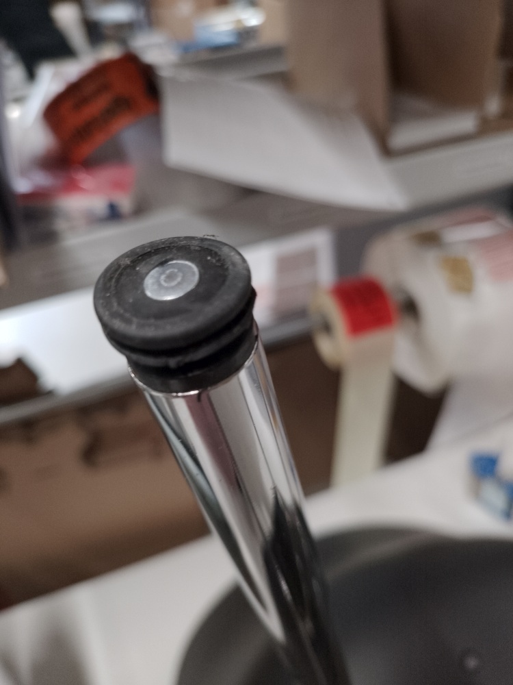 About A Chair AAC26 / AAC 26 Stuhl CHROM / SCHWARZ 2.0 Hay MÄNGELEXEMPLAR