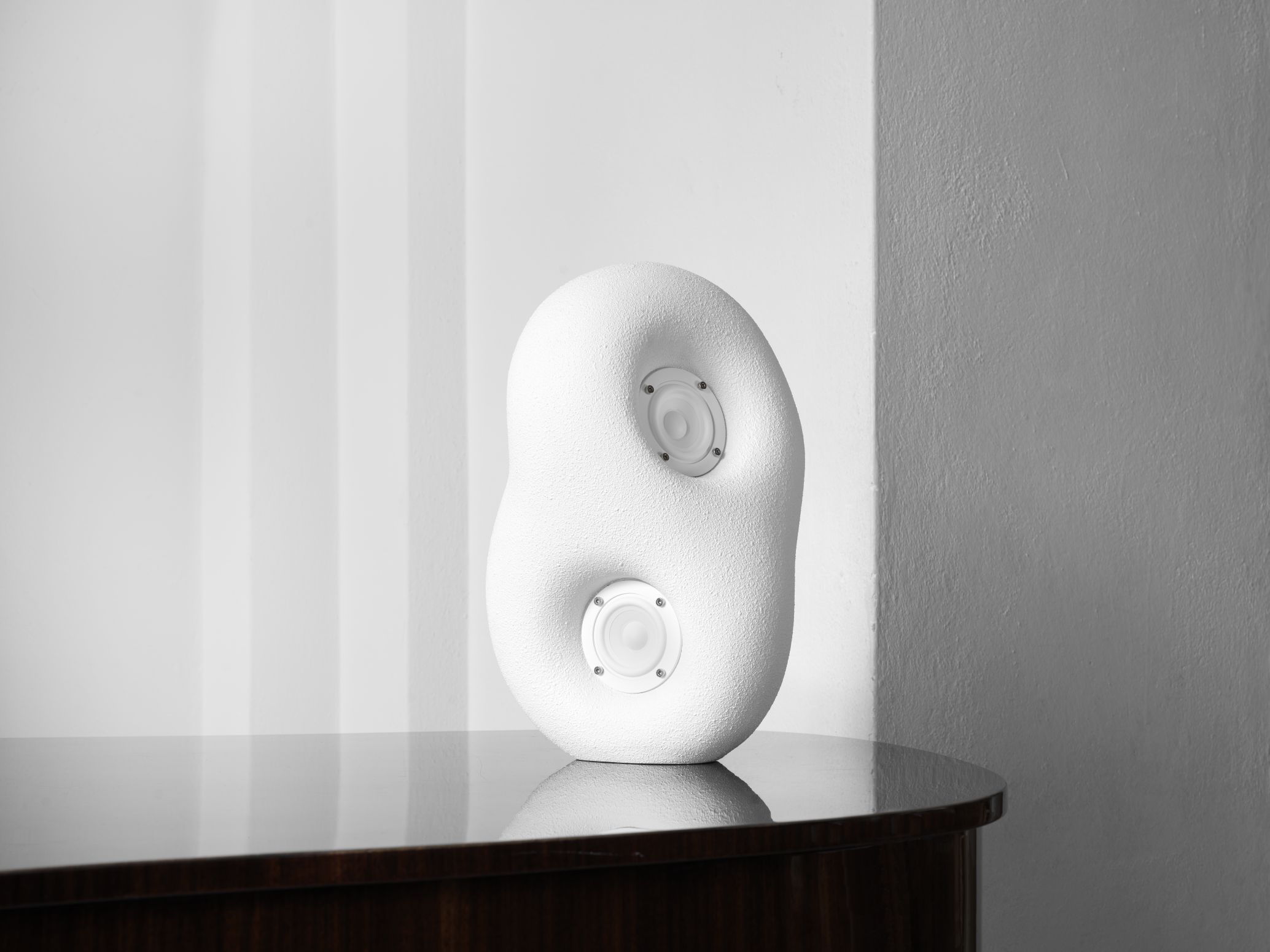 Akustische Skulptur Lautsprecher Transparent