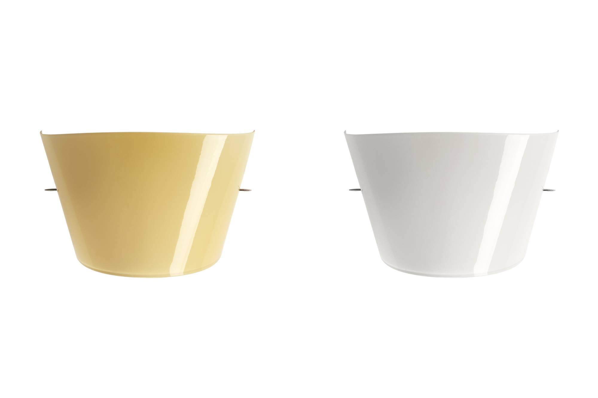 Gelbe und weiße Tutu Wandleuchte von Foscarini, moderne Innenbeleuchtung für Wohnzimmer und Schlafzimmer.