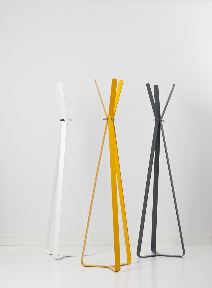 Bend Standgarderobe Cascando