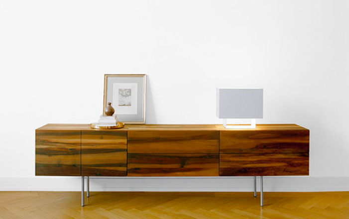 LT01 Seam One Tischleuchte e15