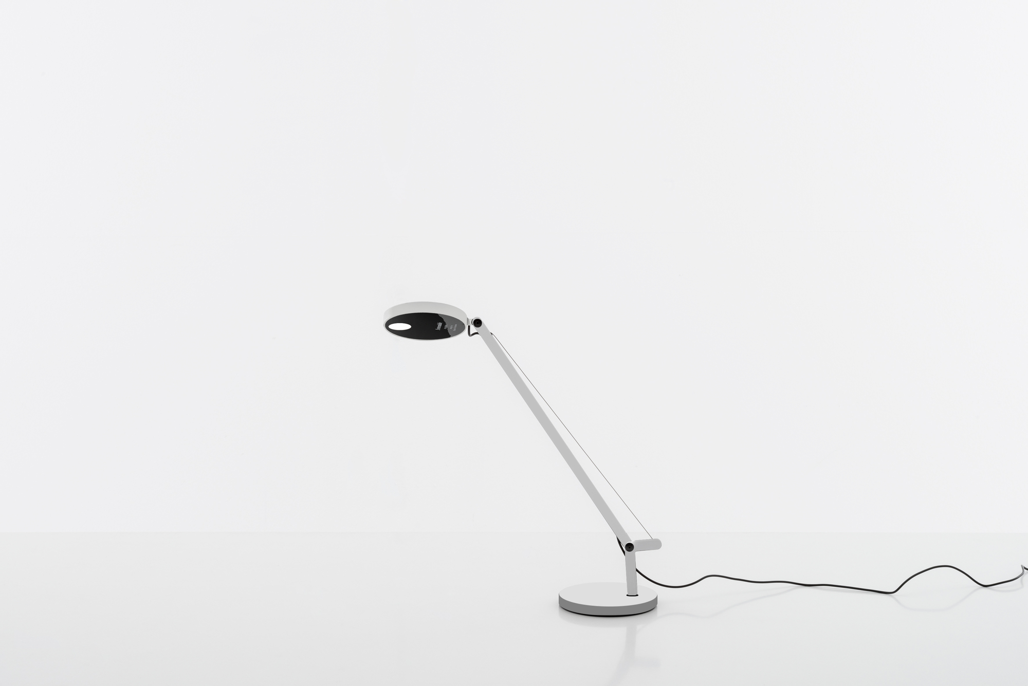 Demetra Micro Table Tischleuchte Weiß Artemide