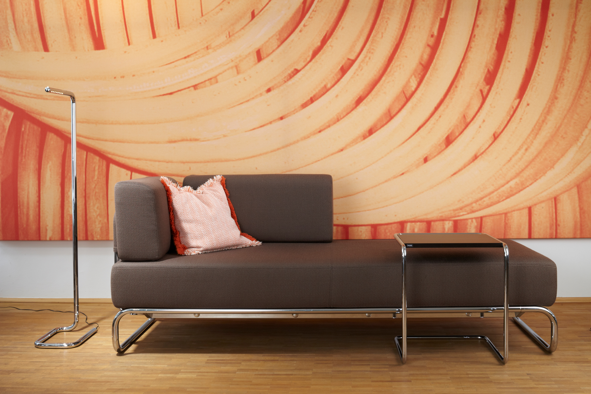 B97 b Beistelltisch Thonet