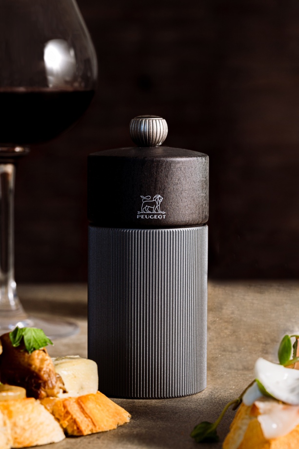 Line Pfeffermühle H 12 cm Graphit & Carbon Peugeot