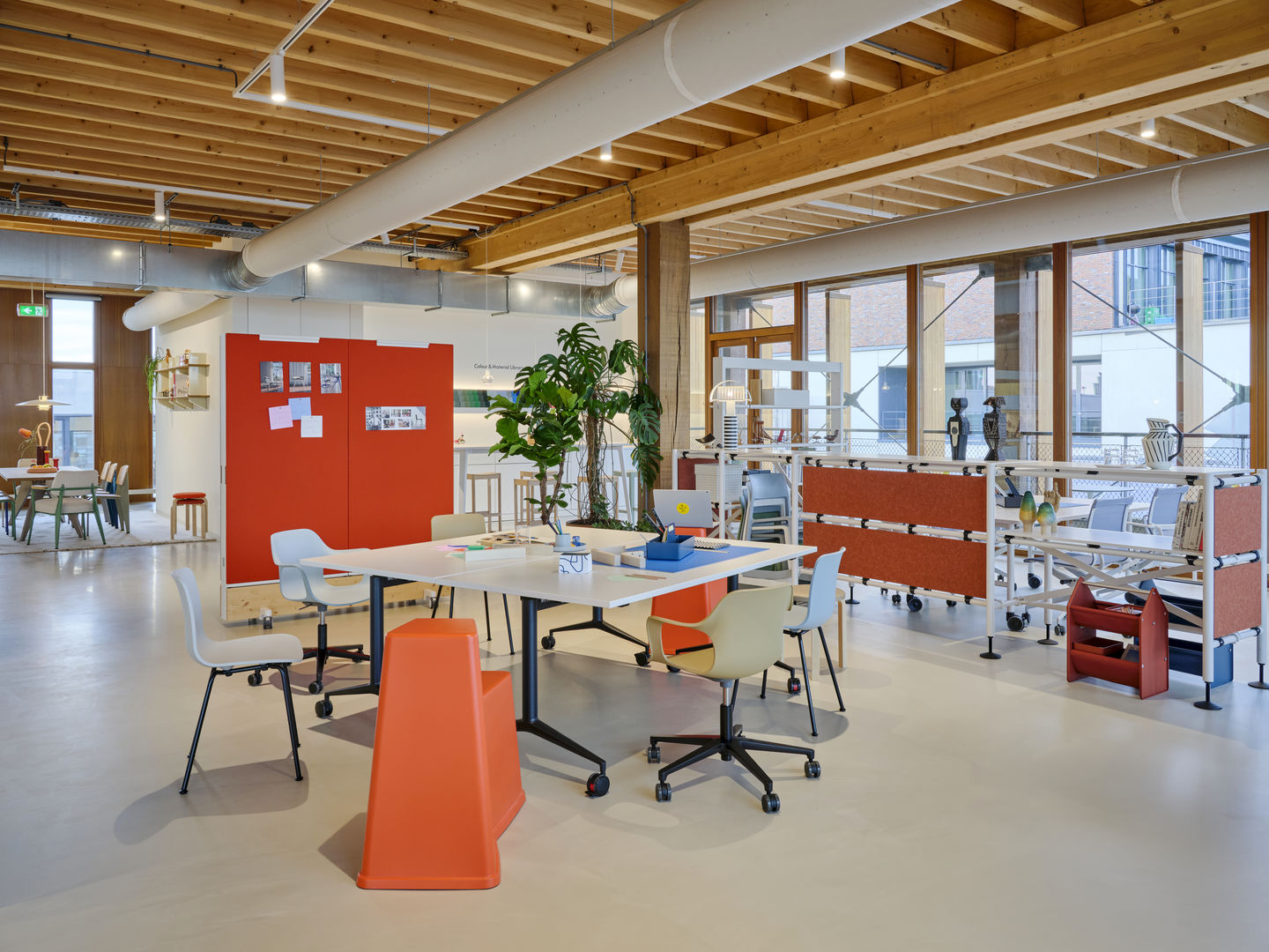 MedaMorph Folding Table Klapp-/ Arbeitstisch Vitra