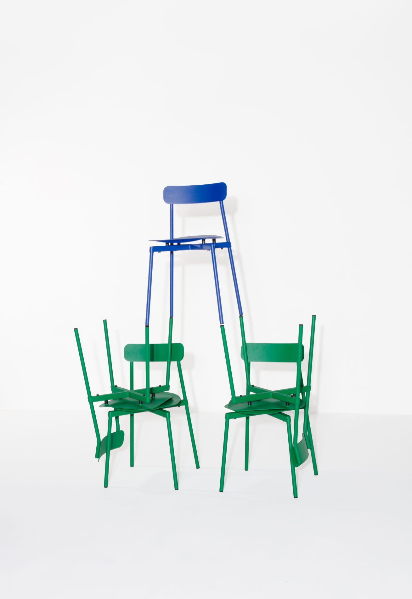 Fromme Chair Stuhl Petite Friture Blau