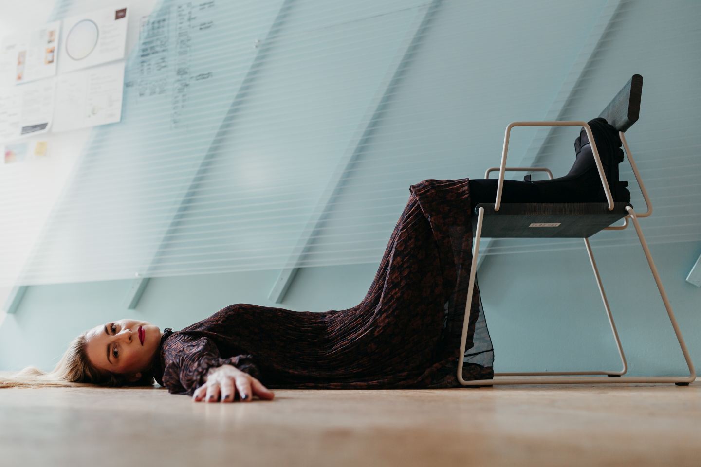 D:006 Stuhl mit Armlehnen Fuchs & Habicht