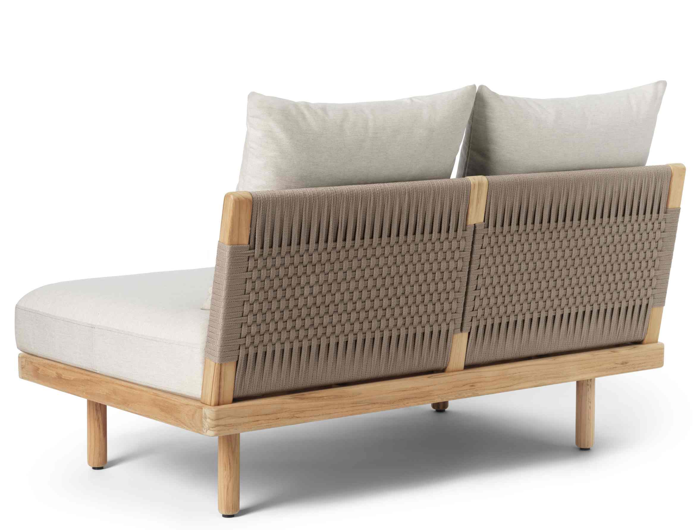 E500 Embrace Sofa Modul Outdoor mit Rückenlehne aus Teakholz und geflochtenem Textil.