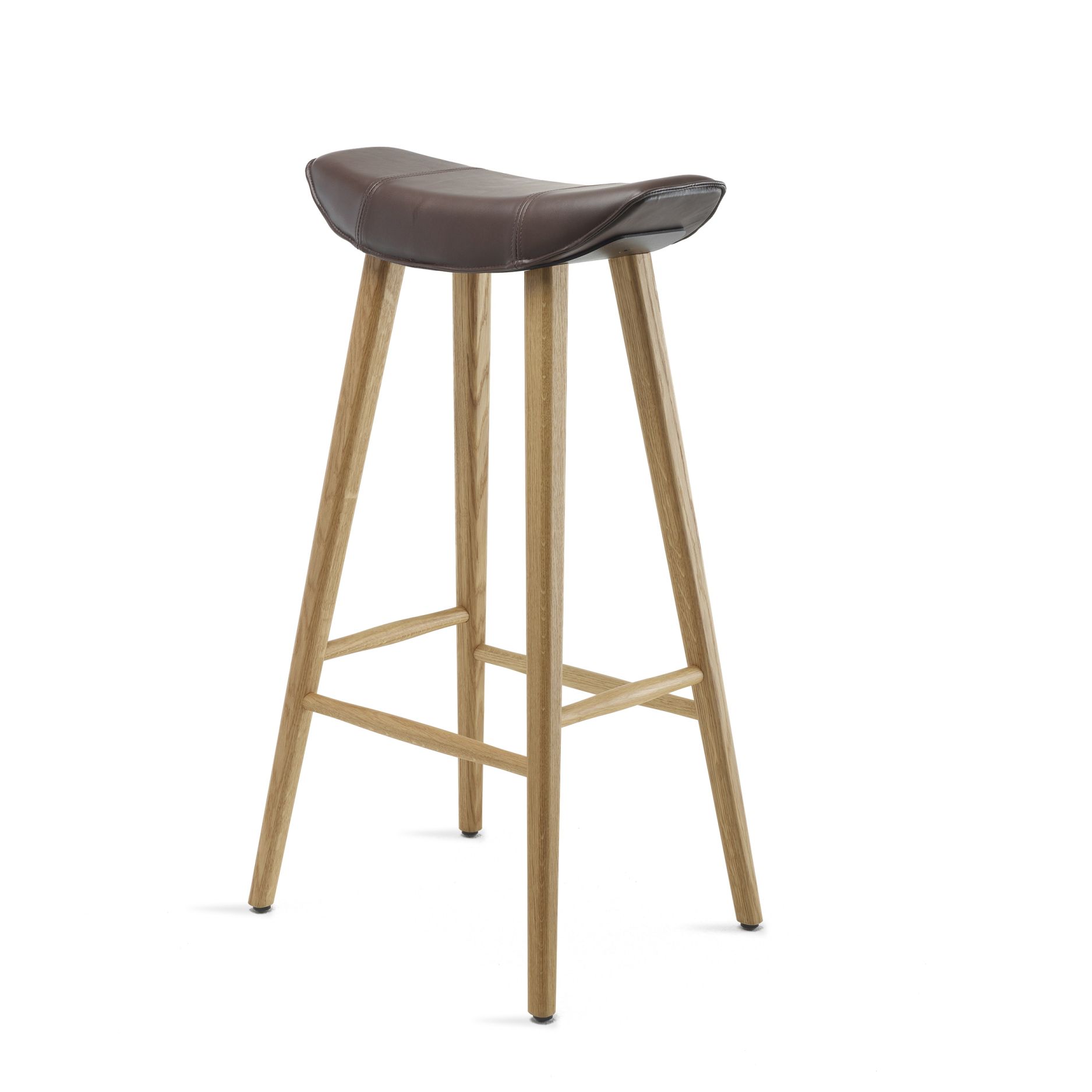 Kya Barhocker mit braunem Ledersitz und hellem Holzgestell, modernes Barhocker Design.