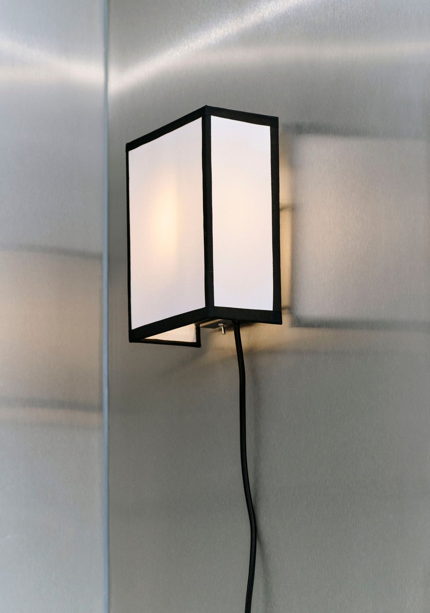 Ava Square Wall Lamp Wandleuchte Hay