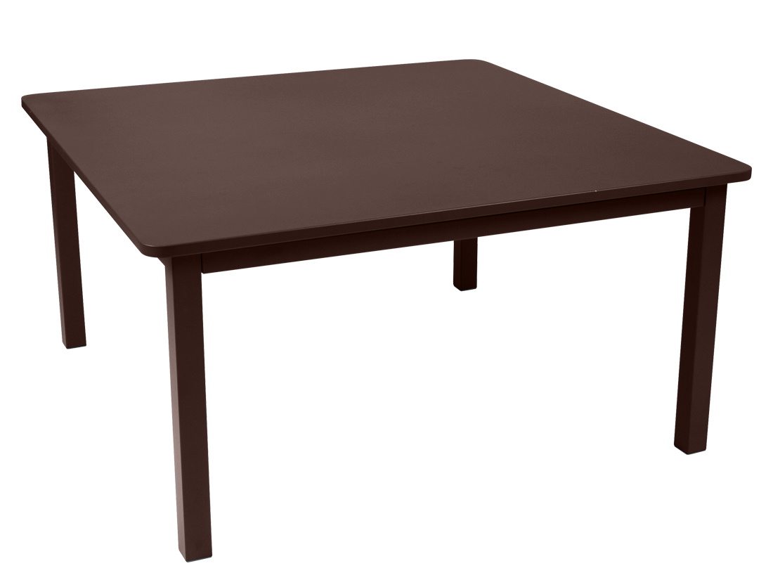 Brauner, quadratischer Craft Tisch von Fermob für den Außenbereich, ideal für Garten und Terrasse.