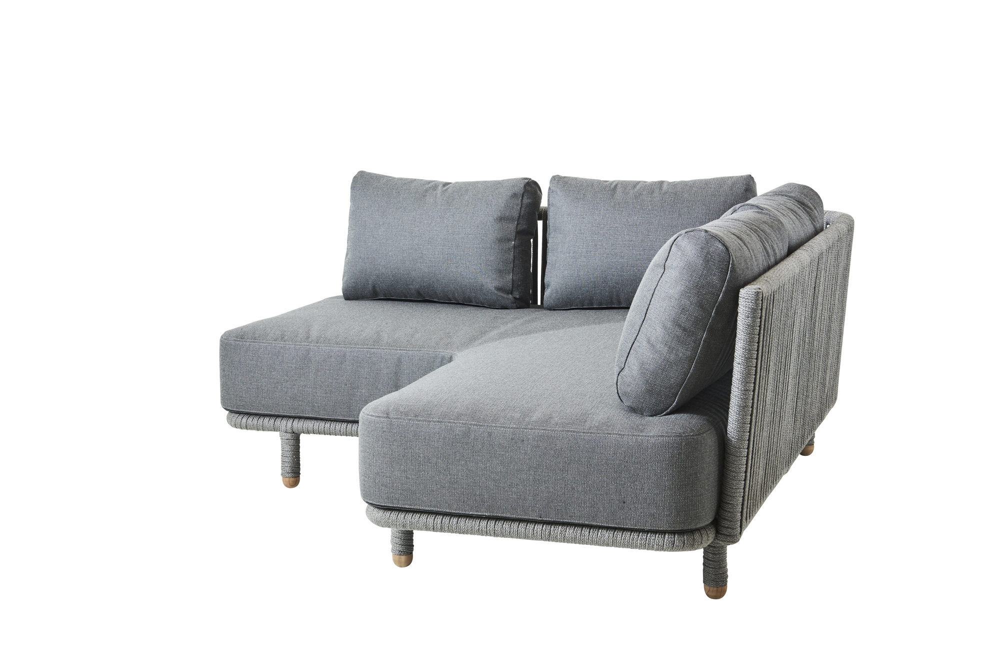 Graues Cane-Line Moments Outdoor Sofa Eckmodul mit Kissen für Garten und Terrasse.