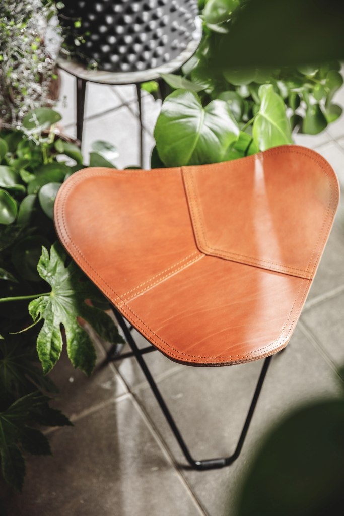 Pampa Flying Goose Hocker Cuero 