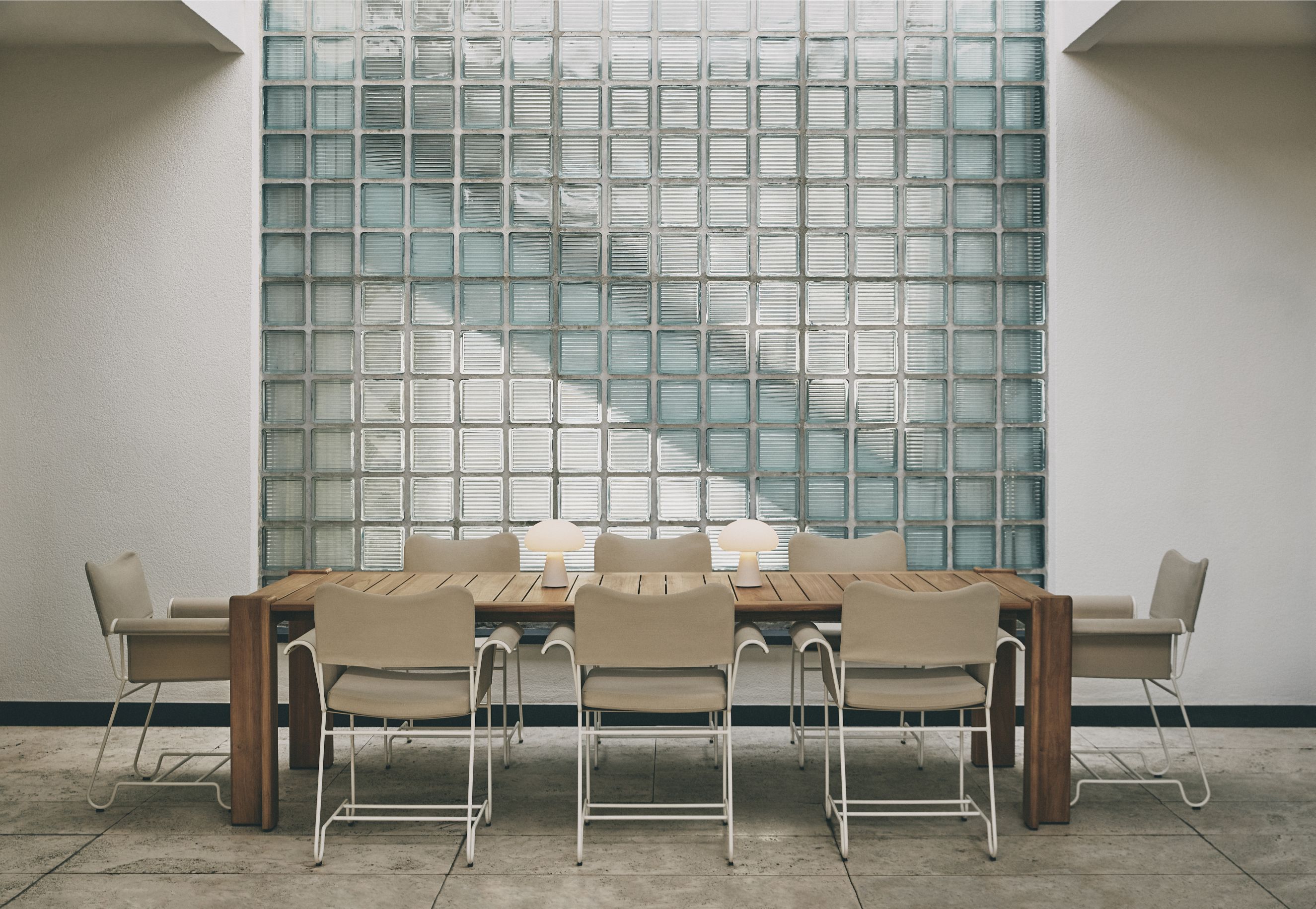 Obello Akkutischleuchte  Gubi EINZELSTÜCK