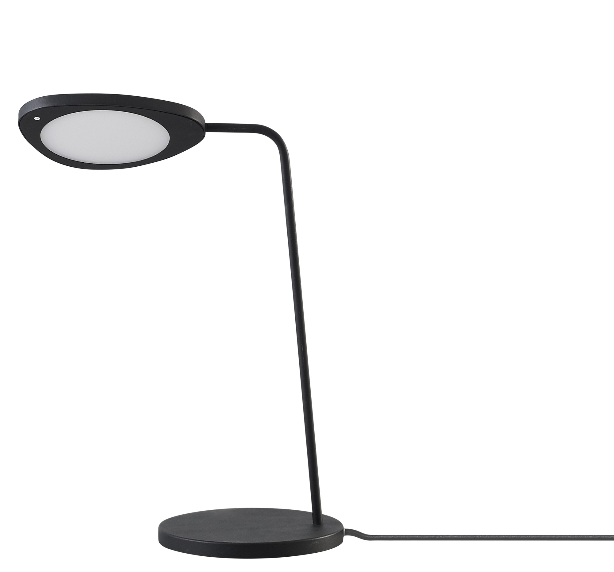 Schwarze Leaf Tischleuchte von Muuto: Moderne Schreibtischlampe mit LED-Leuchte und minimalistischem Design.