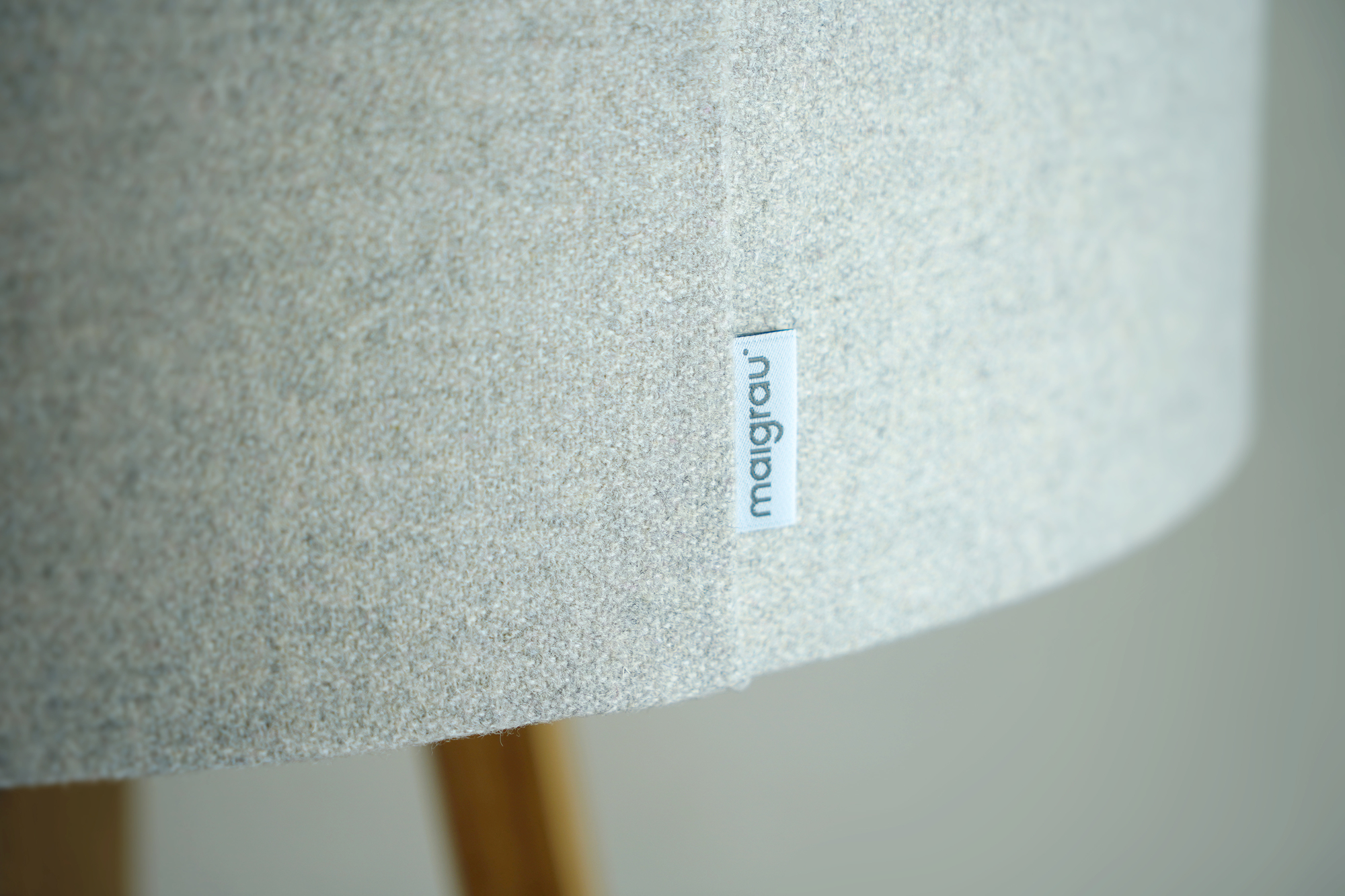 Luca Stand Stehleuchte Eiche natur/weiß Maigrau