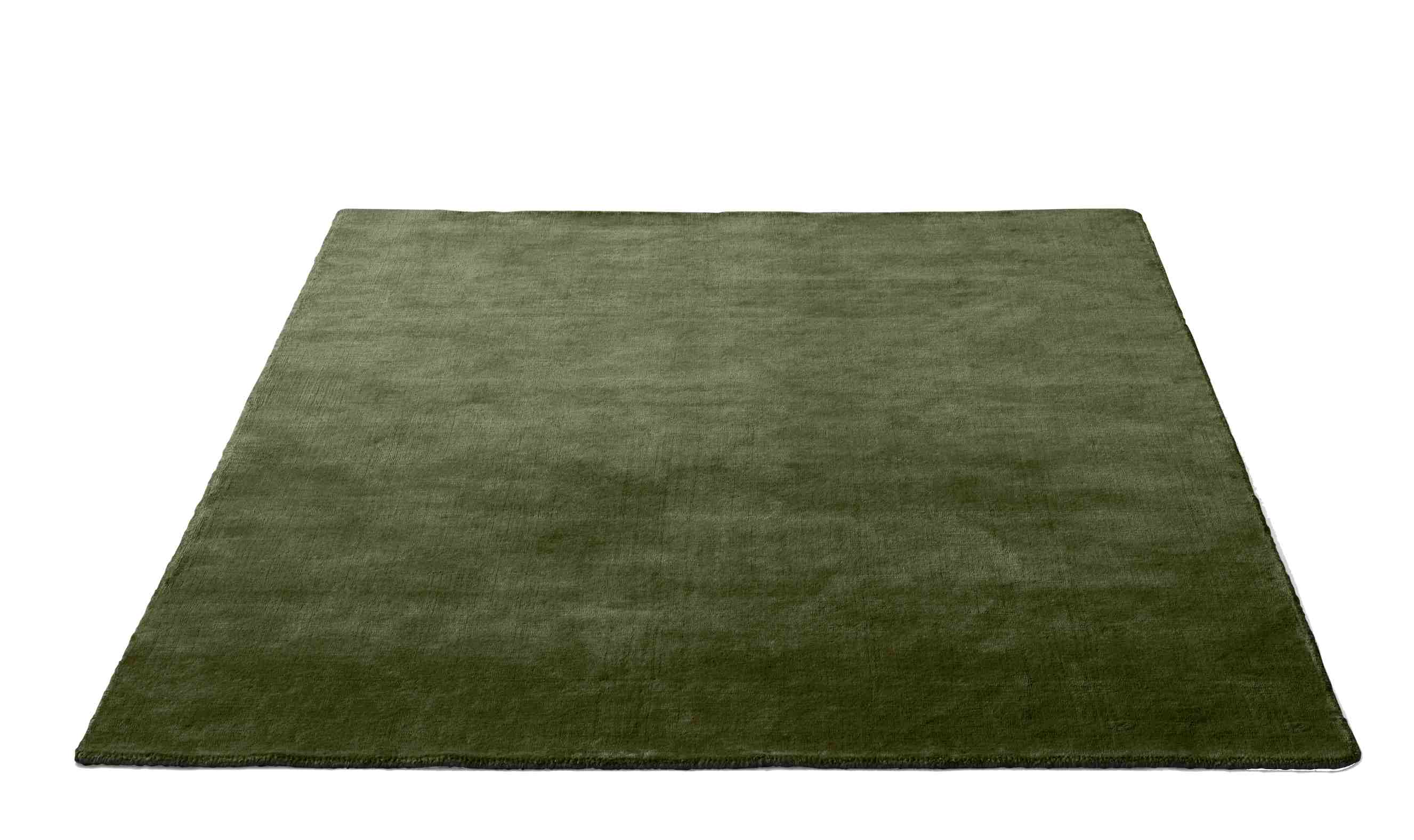 AndTradition The Moor Rug Teppich, quadratisch, olivgrün, hochwertige Textur, für Wohnzimmer und Schlafzimmer.