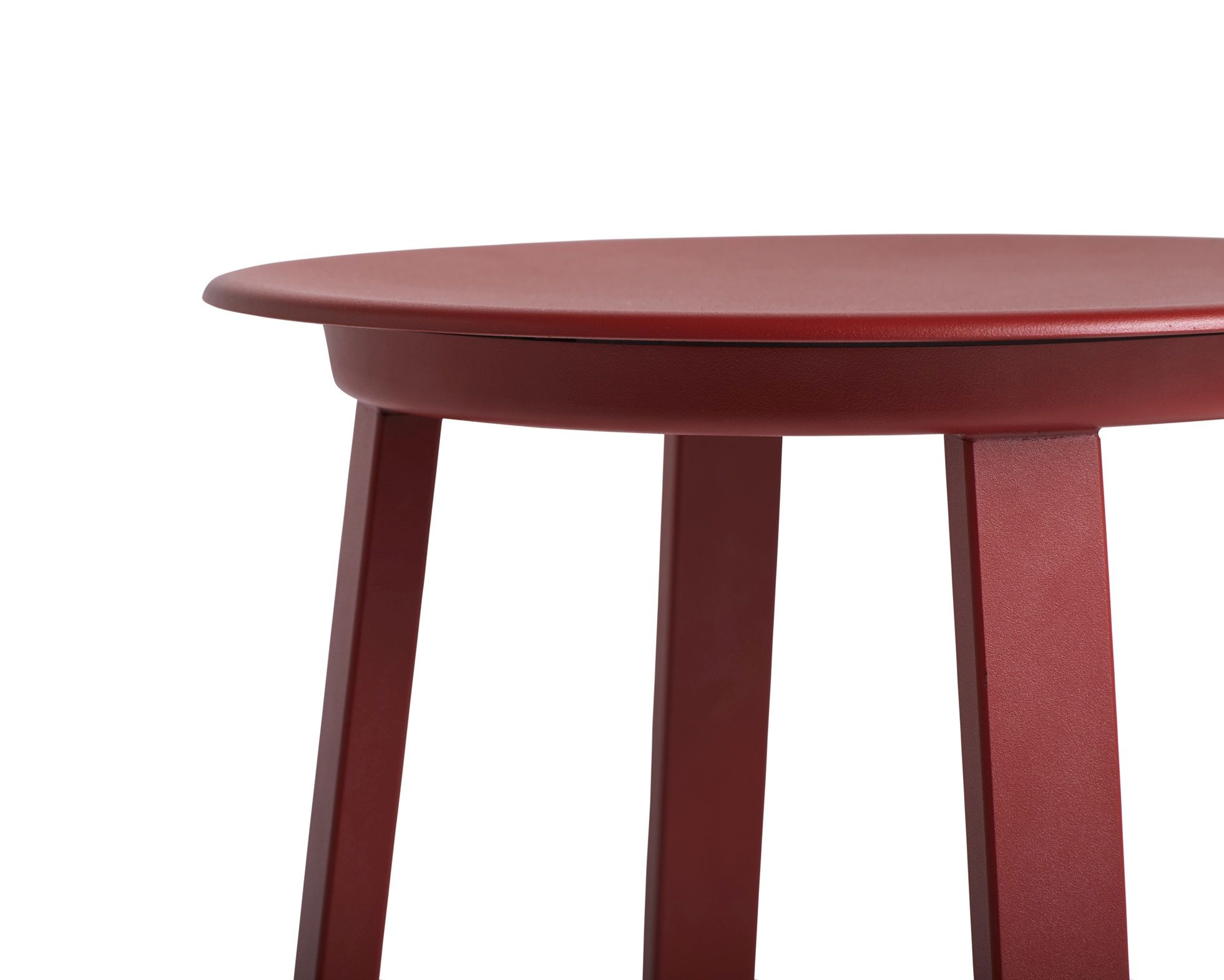 Nahaufnahme des roten Hay Revolver Stool Hockers mit runder Sitzfläche und drei Beinen.