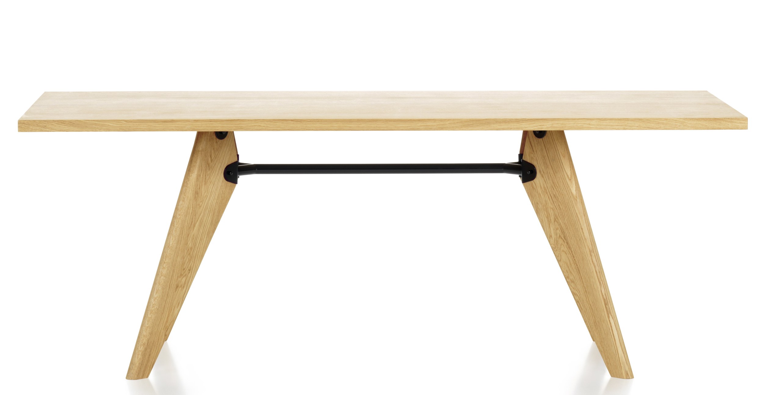 Vitra Table S.A.M. Bois Esstisch aus hellem Holz mit schwarzen Details, freigestellt vor weißem Hintergrund.