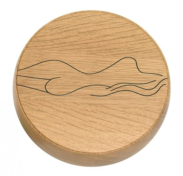 Schönbuch Bowl Irma Art Edition: Große Aufbewahrungsdose aus Holz mit grafischem Design.