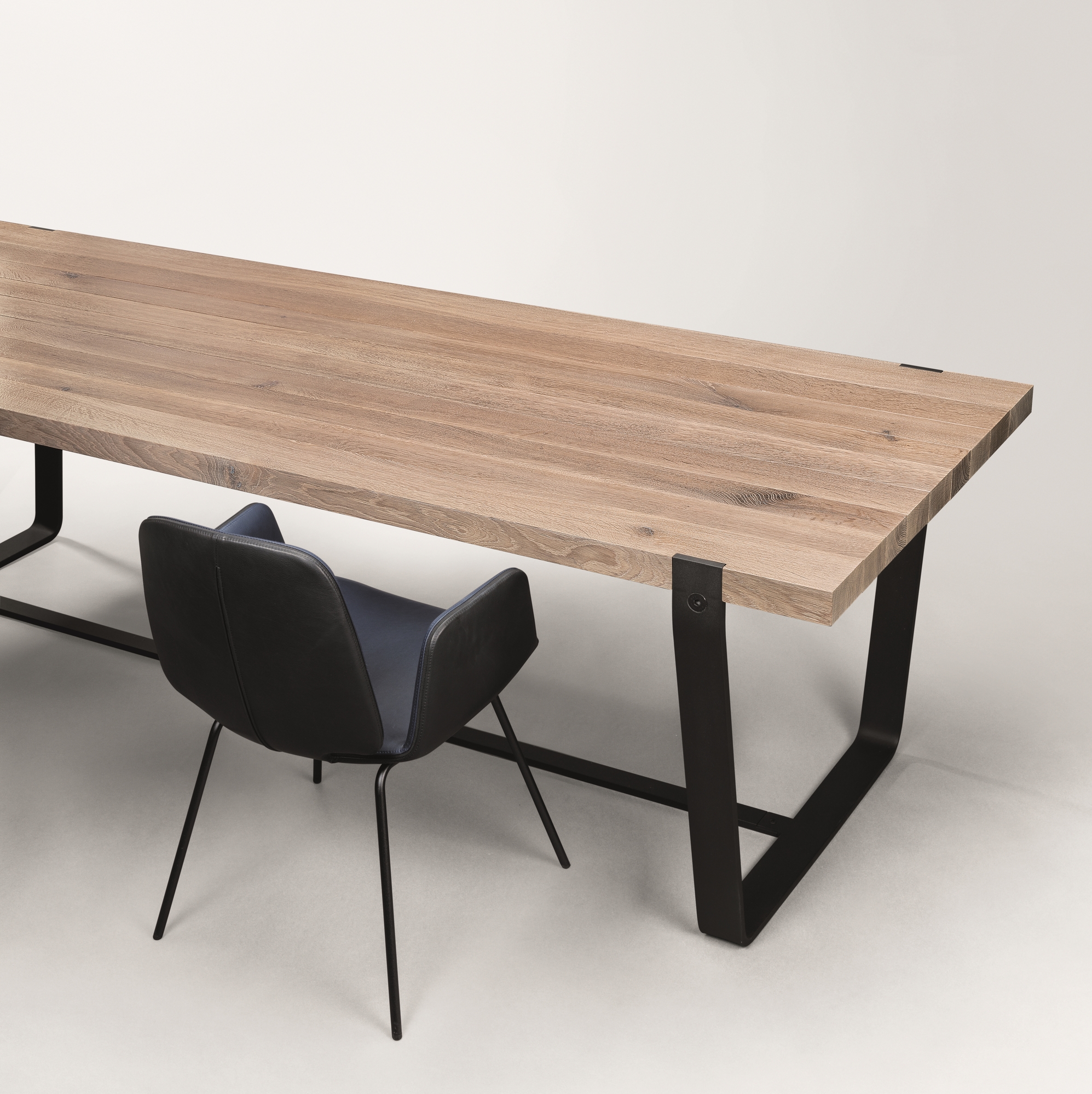 BB 11 Clamp Tisch Eiche roh/geölt Janua