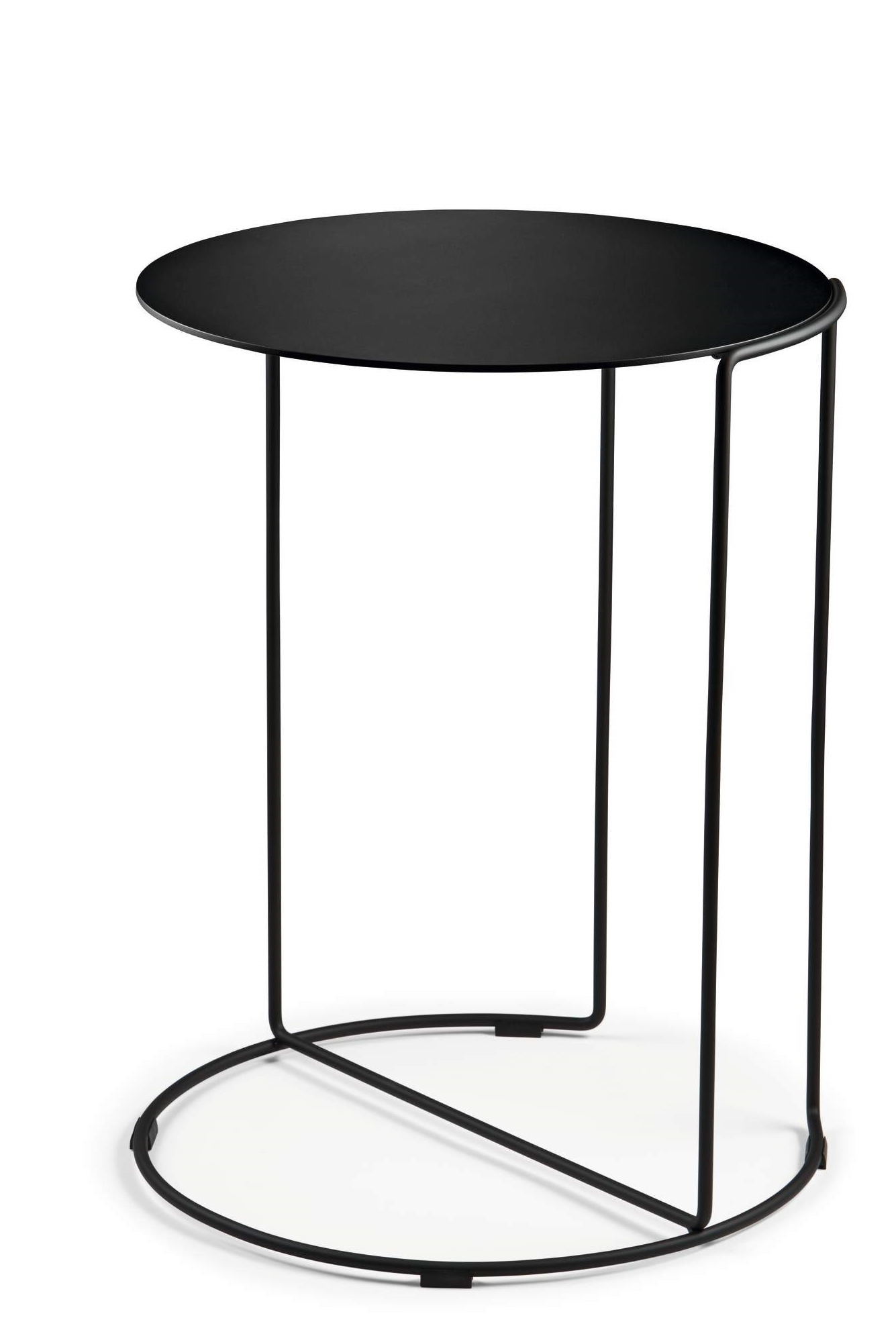 Schwarzer Oki Beistelltisch von Walter Knoll mit runder Tischplatte und filigranem Metallgestell.
