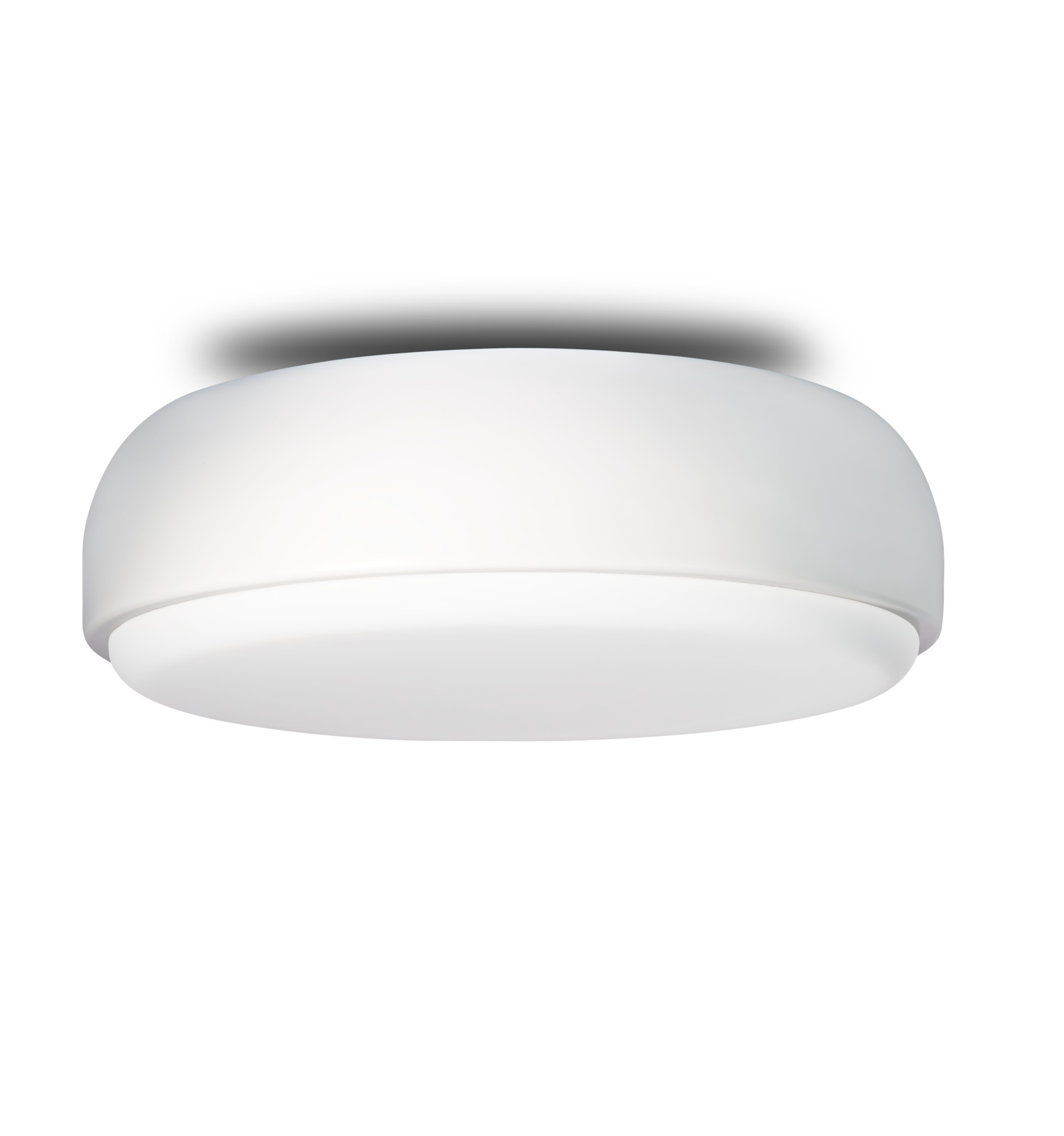 Weiße Over Me Deckenleuchte von Northern. Moderne Deckenlampe für Wohnzimmer und Schlafzimmer.