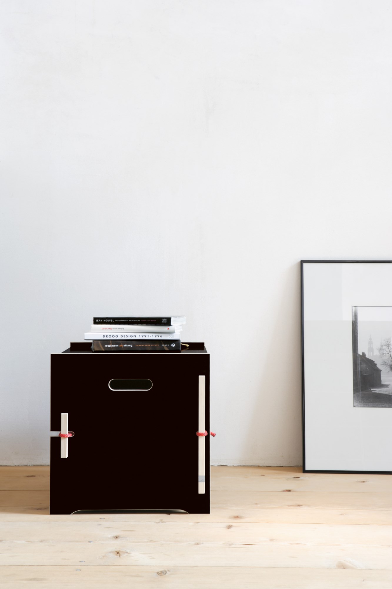 Trude Nils Holger Moormann