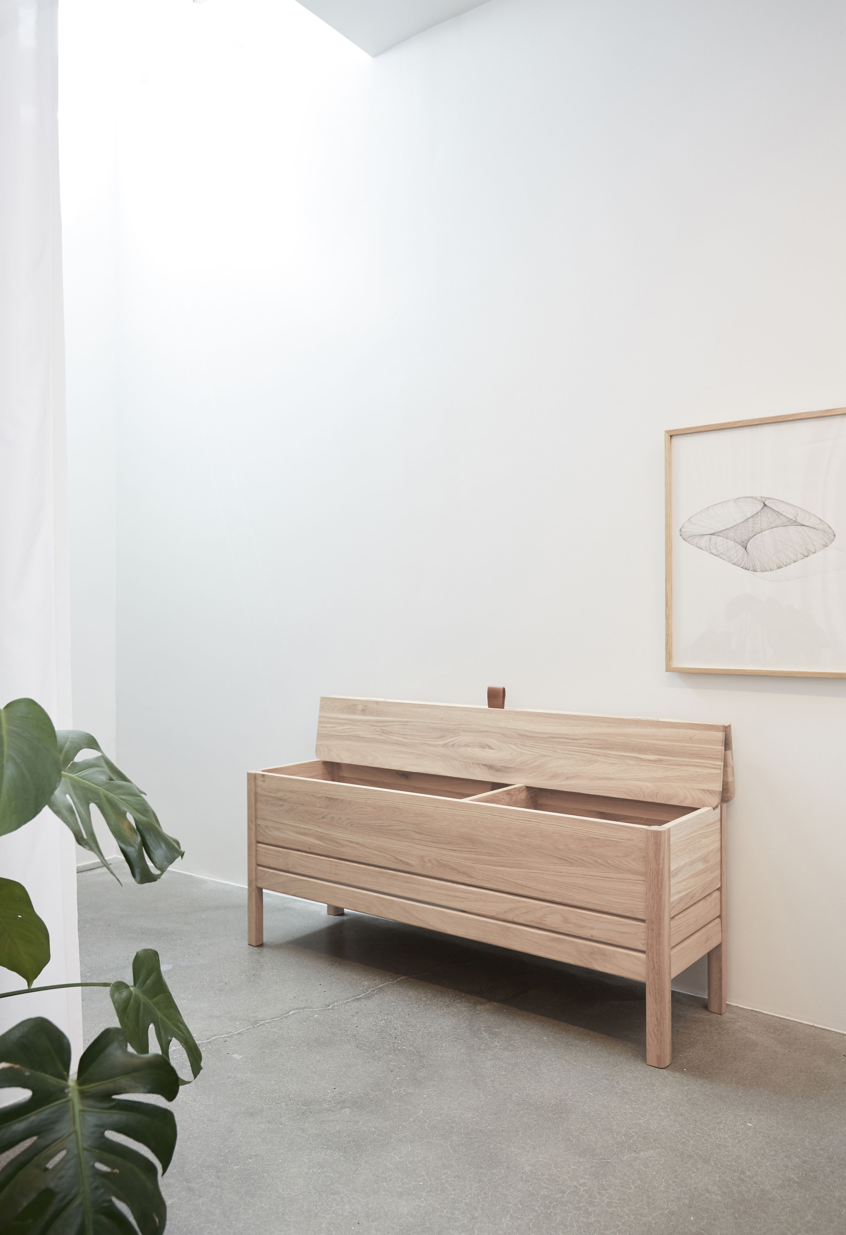 A Line Truhenbank 111 Eiche weiß geölt Form & Refine