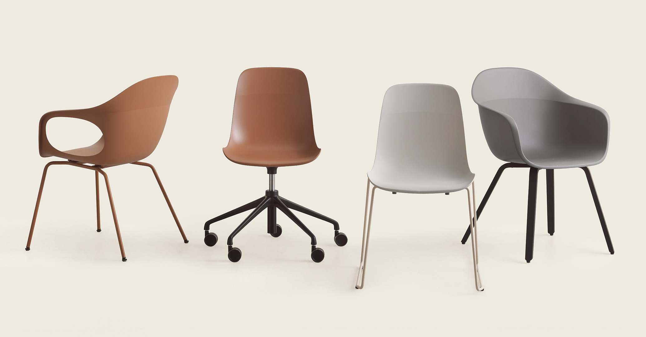 Elephantino Stuhl Fünfstern Gestell mit Rollen Kristalia