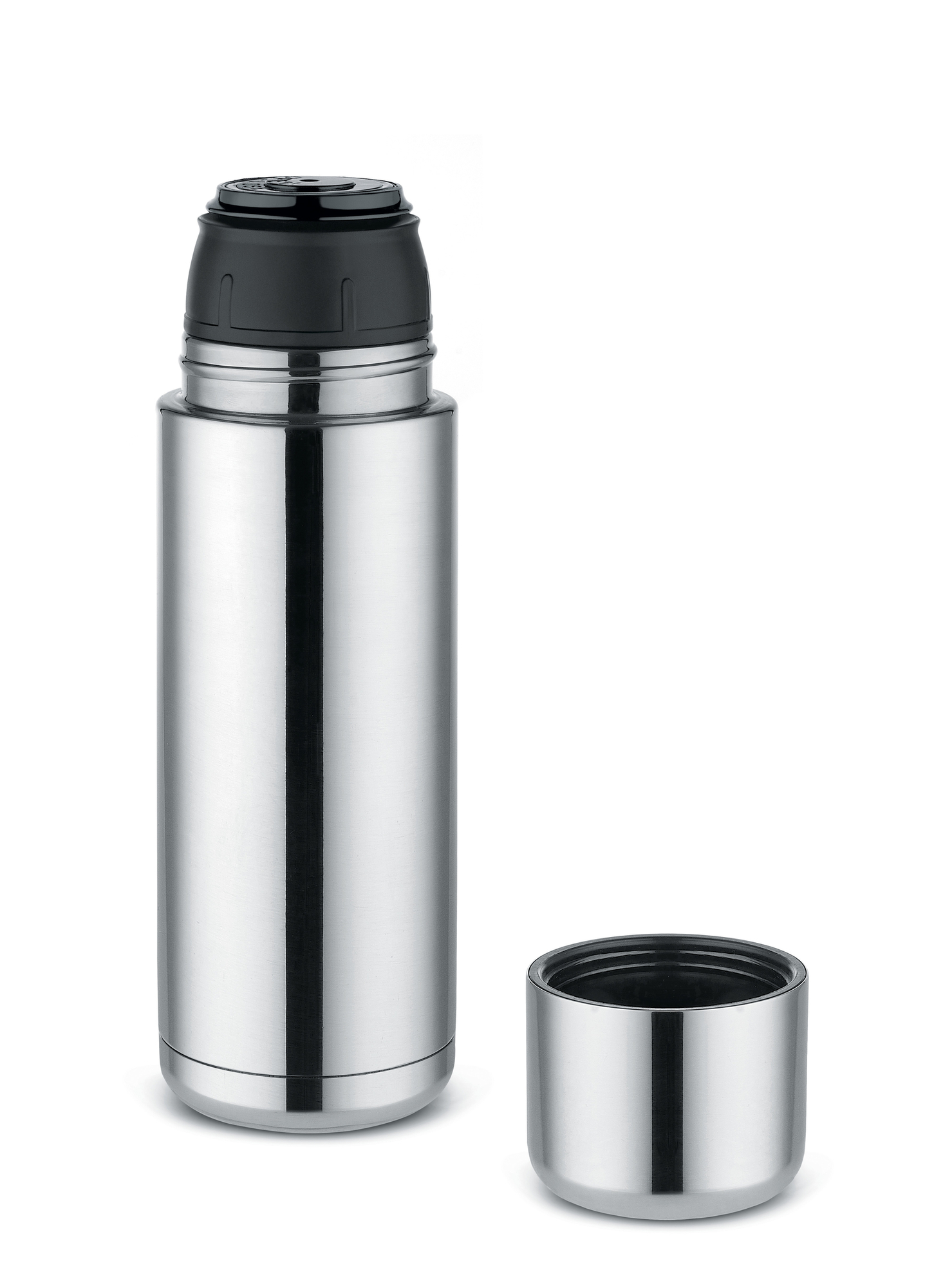 Alessi Nomu Isolierkanne aus Edelstahl, mit schwarzem Deckel und abgenommenem Becher, isolierend für heiße und kalte Getränke.
