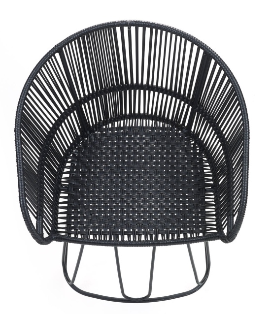 Schwarzer Circo Dining Chair von ames, Outdoor Stuhl mit geflochtener Sitzfläche und filigranem Metallgestell.