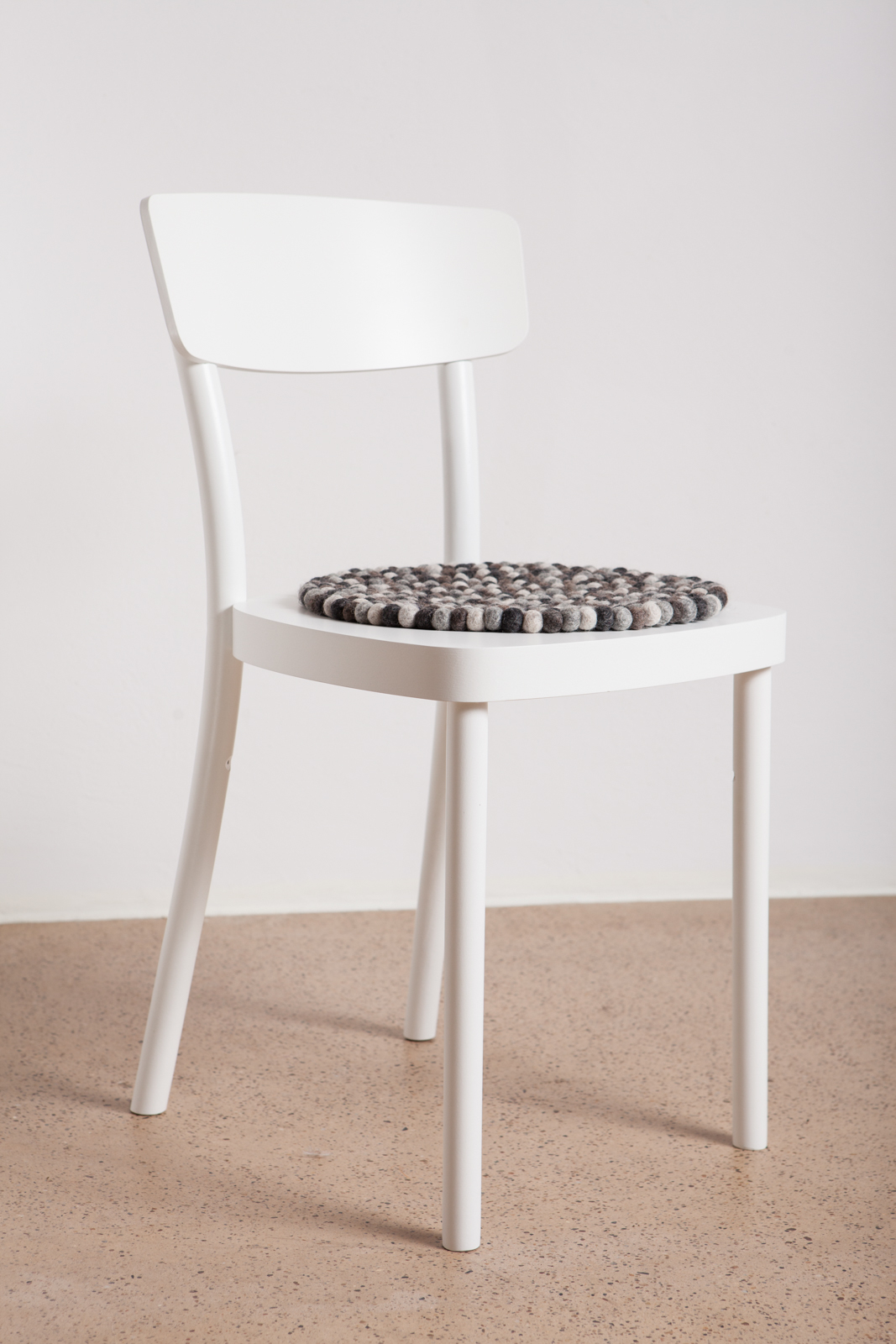 Filzkugel Sitzauflage für Stuhl rund 36 cm myfelt EINZELSTÜCK