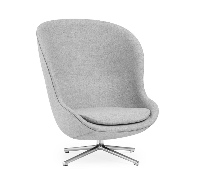 Grauer Hyg Lounge Chair von Normann Copenhagen mit Drehgestell, moderner Sessel für Wohnzimmer.
